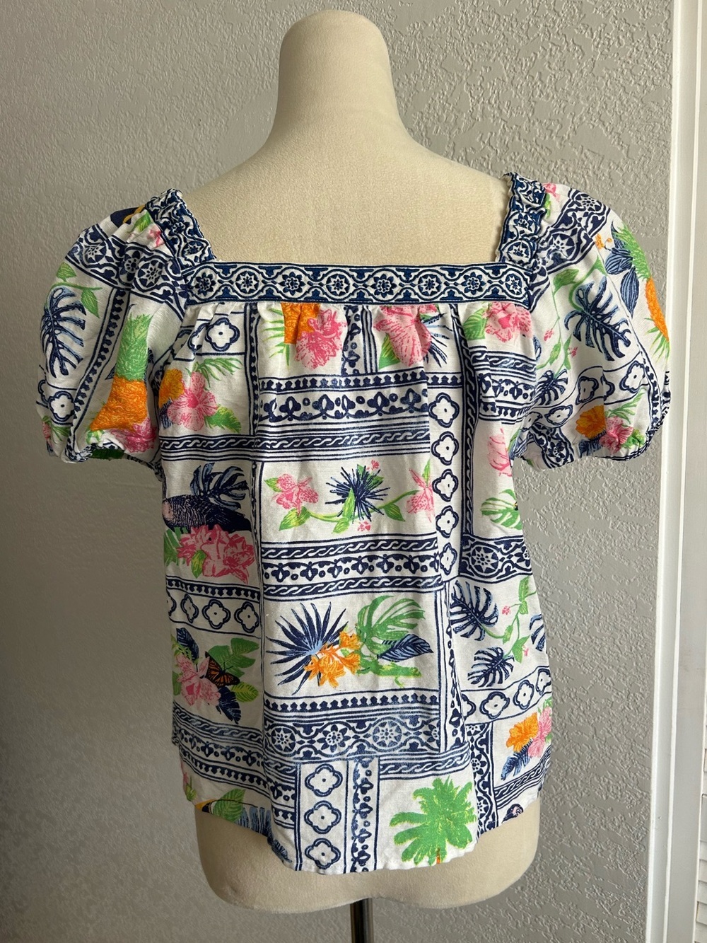 Tori Richard Linen Blend Island Collective Hayden Tropical Print Blouse Top - Picture 5 of 7